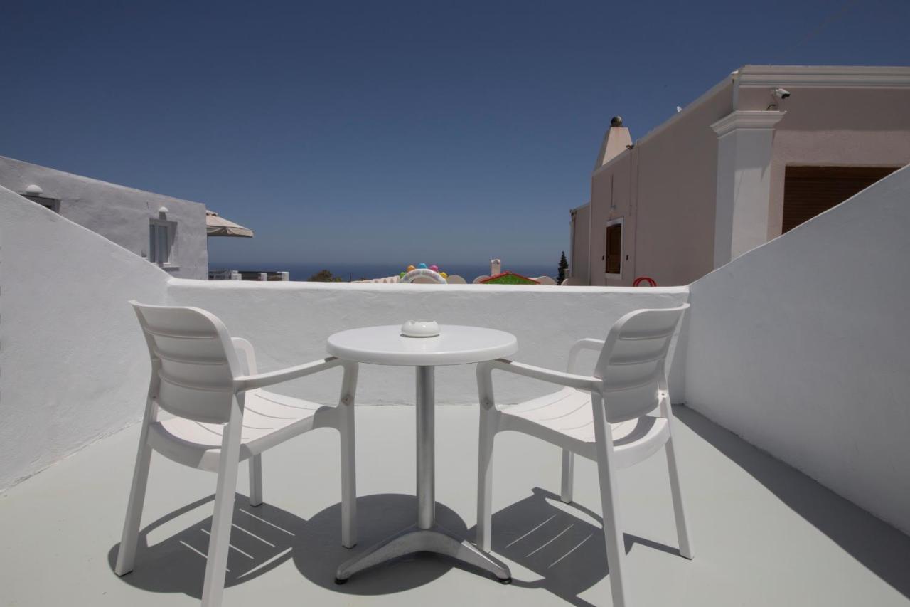 Hotel Evas House Fira  Zewnętrze zdjęcie